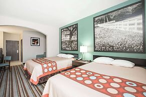 Super 8 by Wyndham Port Arthur/Nederland Area