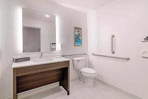 Comfort Inn & Suites Saratoga Springs