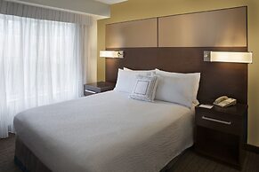 Cambridge Suites Mississauga