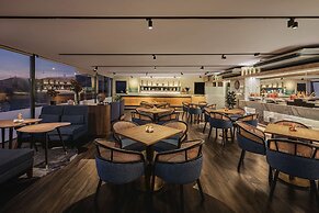 DoubleTree by Hilton Damai Laut Resort