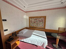 Galileo Hotel