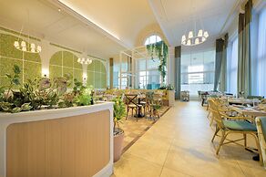 Heythrop Park Hotel - Adults Only