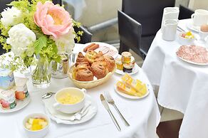 Hotel Unic Renoir Saint Germain