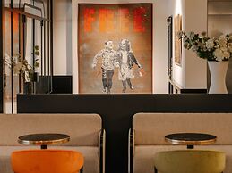 Marty Hotel Bordeaux, Tapestry Collection by Hilton
