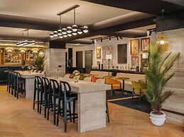 Marty Hotel Bordeaux, Tapestry Collection by Hilton
