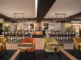 Marty Hotel Bordeaux, Tapestry Collection by Hilton