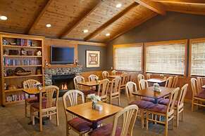 Poulsbo Inn & Suites