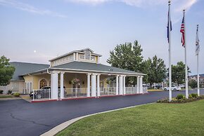 The Suites at Fall Creek