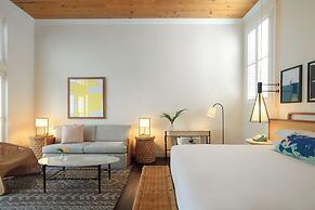 Ella's Cottages - Key West Historic Inns