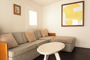 Ella's Cottages - Key West Historic Inns