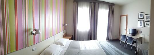 Hotel Key