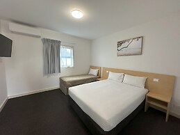 Travellers Motor Village