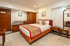 Hotel Parle International