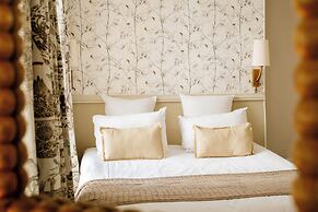 Hôtel R. Kipling by Happyculture