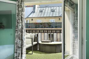 Hôtel R. Kipling by Happyculture