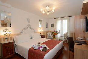 Unahotels Ala Venezia - Adults Only