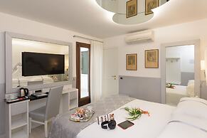 Unahotels Ala Venezia - Adults Only