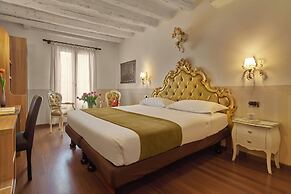 Unahotels Ala Venezia - Adults Only