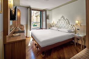 Unahotels Ala Venezia - Adults Only