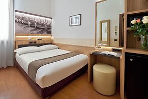 Unahotels Ala Venezia - Adults Only