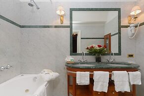 Unahotels Ala Venezia - Adults Only