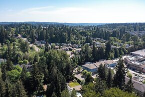 Holiday Inn Express Bothell by IHG