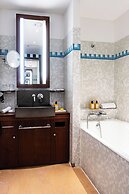 Grand Hôtel Champs-Elysées