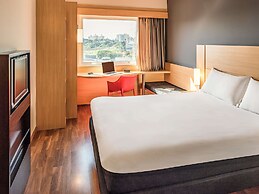 ibis Sao Jose dos Campos Dutra