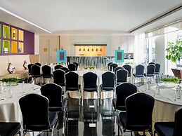 Sofitel Chicago Magnificent Mile