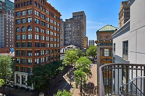 Springhill Suites By Marriott Memphis Downtown