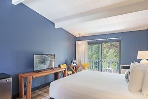Carmel River Inn