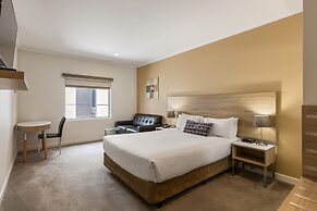 Atlantis Hotel, Melbourne