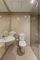Atlantis Hotel, Melbourne