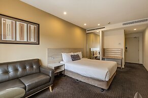 Atlantis Hotel, Melbourne