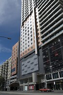 Atlantis Hotel, Melbourne