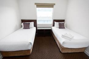 Atlantis Hotel, Melbourne