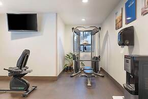 Comfort Inn & Suites Redwood Country