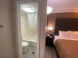 Quality Inn Branson - Hwy 76 Central