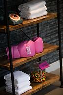 Moxy New Orleans Downtown French Quarter