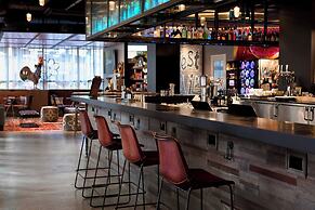 Moxy New Orleans Downtown French Quarter