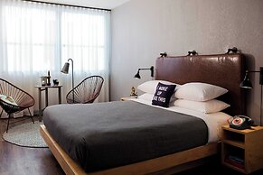 Moxy New Orleans Downtown French Quarter