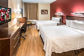 Red Roof Inn PLUS+ Long Island - Garden City