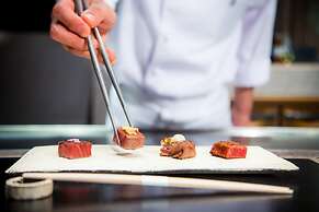 Phoenix Seagaia Ocean Tower