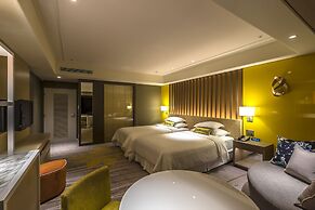 Phoenix Seagaia Ocean Tower