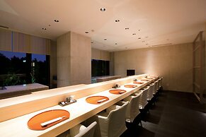 Phoenix Seagaia Ocean Tower