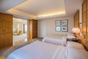 Phoenix Seagaia Ocean Tower