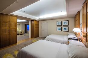 Phoenix Seagaia Ocean Tower