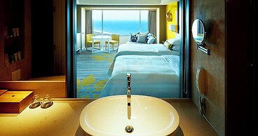 Phoenix Seagaia Ocean Tower