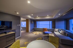 Phoenix Seagaia Ocean Tower