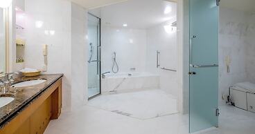 Phoenix Seagaia Ocean Tower